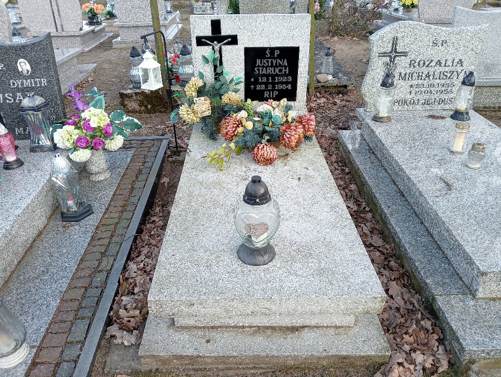 Grób Justyna Staruch